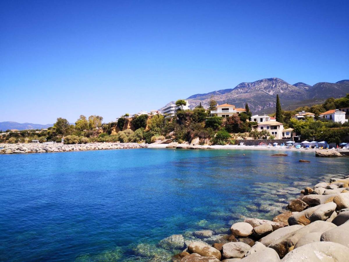 Panos & Antzy Apartments Каламата Экстерьер фото
